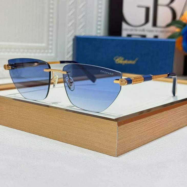Picture of Chopard Sunglasses _SKUfw71164223fw